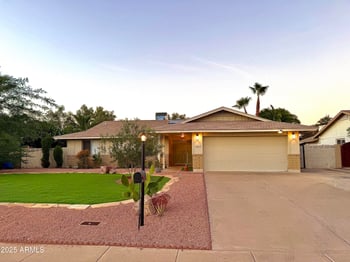 1824 Seldon Ln, Phoenix, AZ 85021