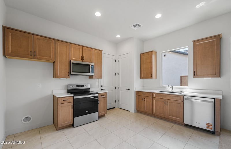 18240 Colt Dr, Queen Creek, AZ 85142