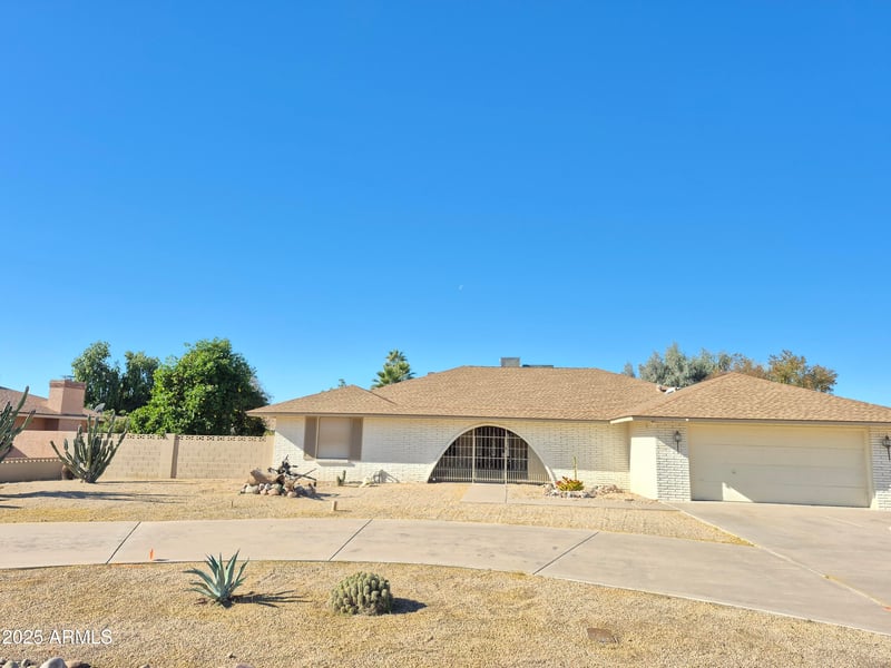 18242 66th Ave, Glendale, AZ 85308