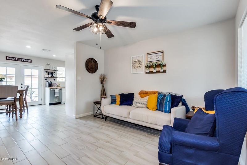18243 N 11th Ave, Phoenix, AZ 85023