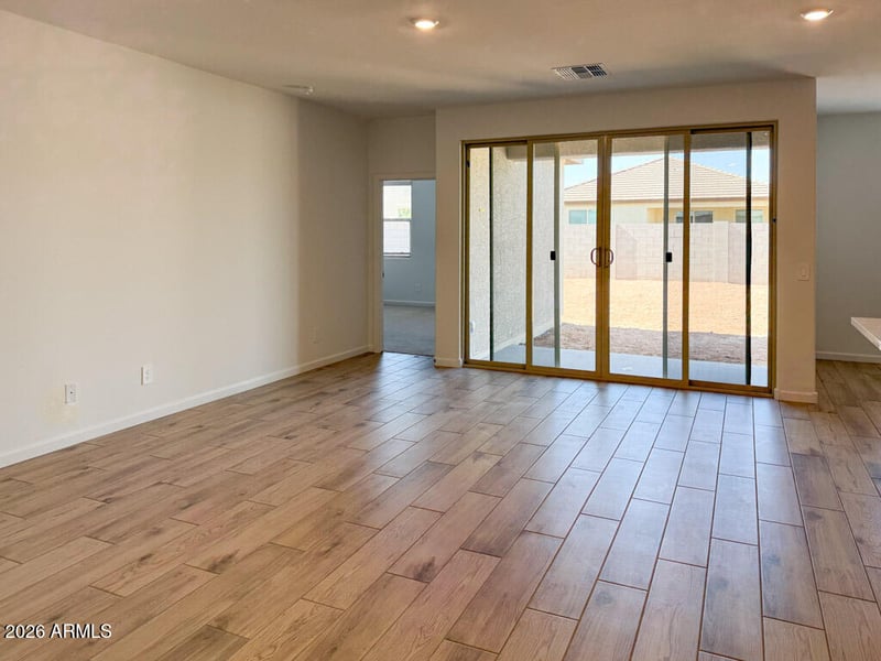 18246 Avenida Del Sol --, Surprise, AZ 85387