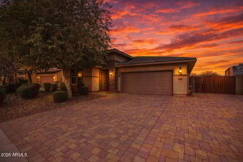 18248 Montecito Ave, Goodyear, AZ 85395