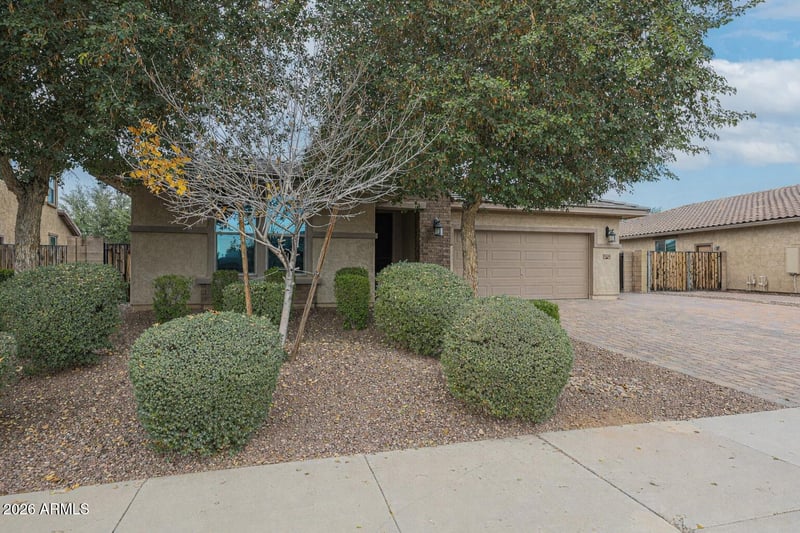 18248 Montecito Ave, Goodyear, AZ 85395