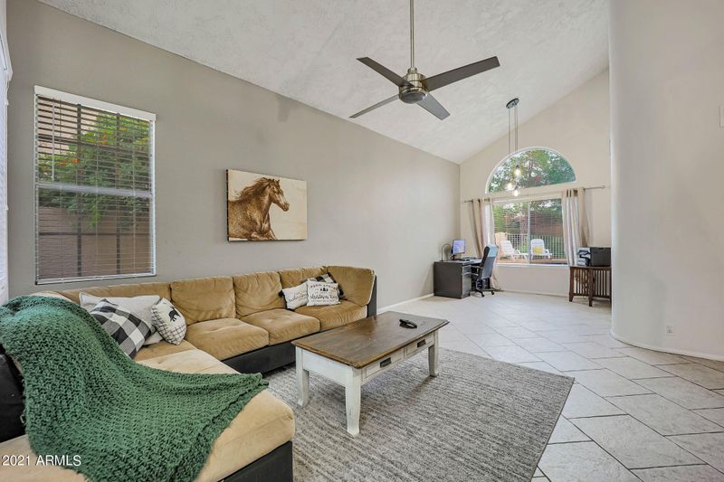 18249 N 16th Pl, Phoenix, AZ 85022