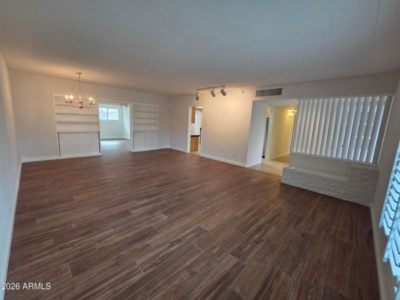 1825 E Orange Dr, Phoenix, AZ 85016