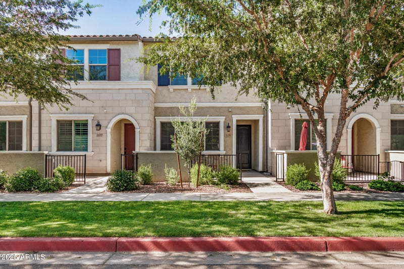 1825 Hampton Ln #108, Gilbert, AZ 85295