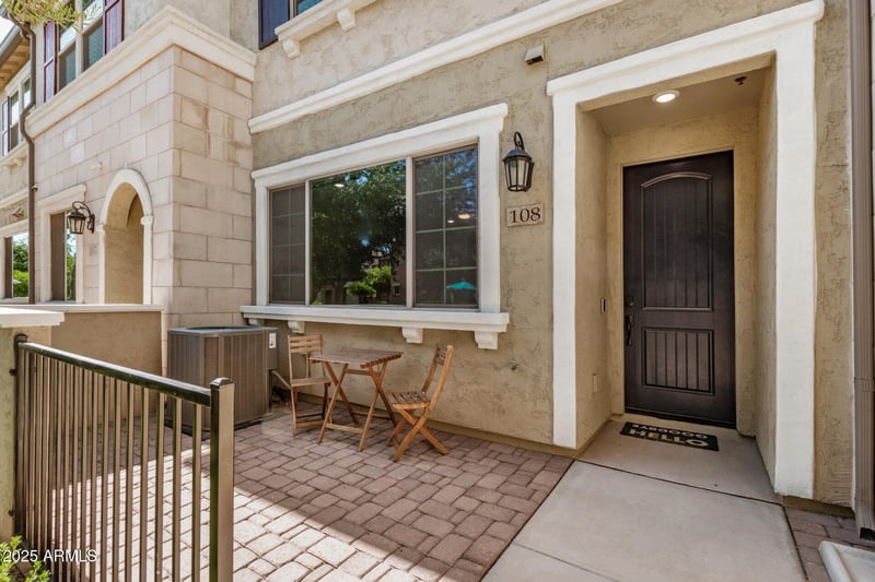 1825 Hampton Ln #108, Gilbert, AZ 85295