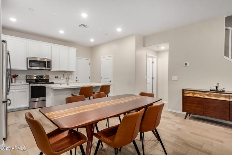 1825 Hampton Ln #108, Gilbert, AZ 85295