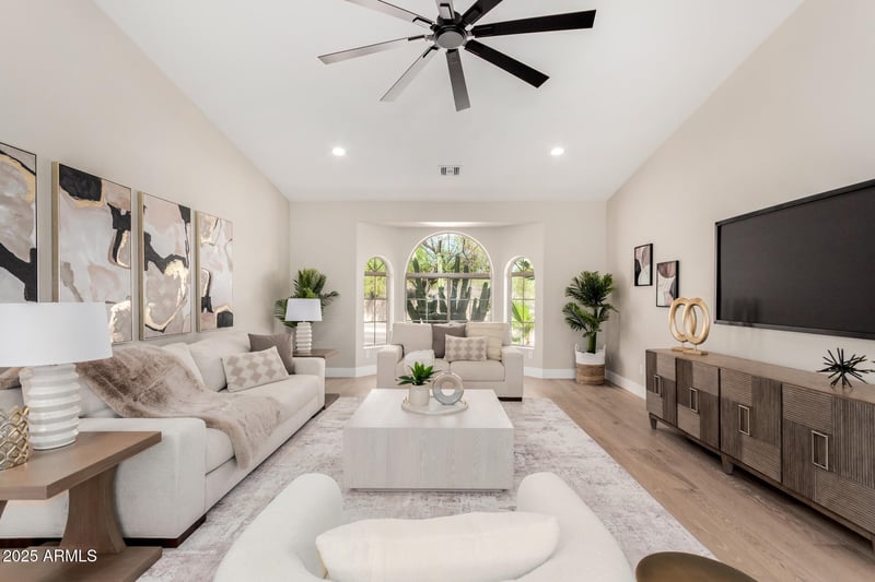 1825 Marilyn Rd, Phoenix, AZ 85022