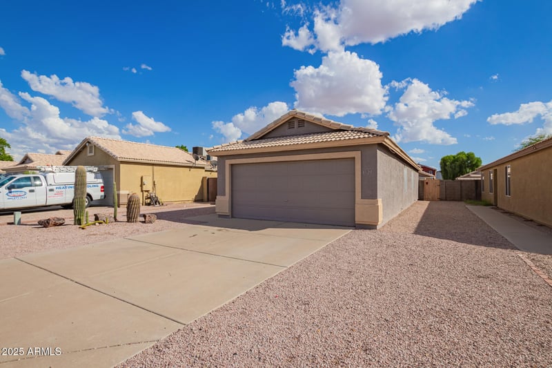 1825 Renaissance Ave, Apache Junction, AZ 85120