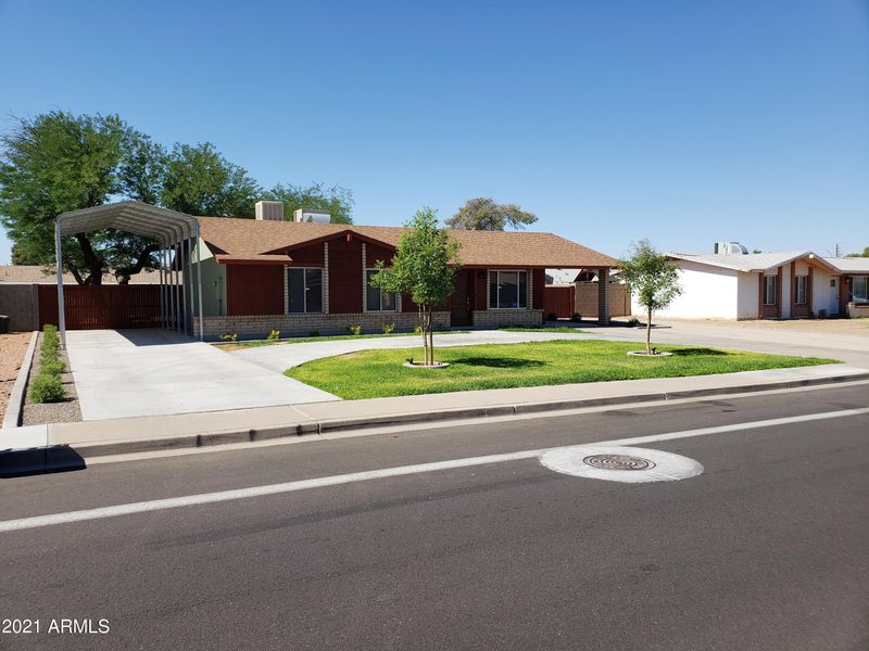 1825 W Utopia Rd, Phoenix, AZ 85027