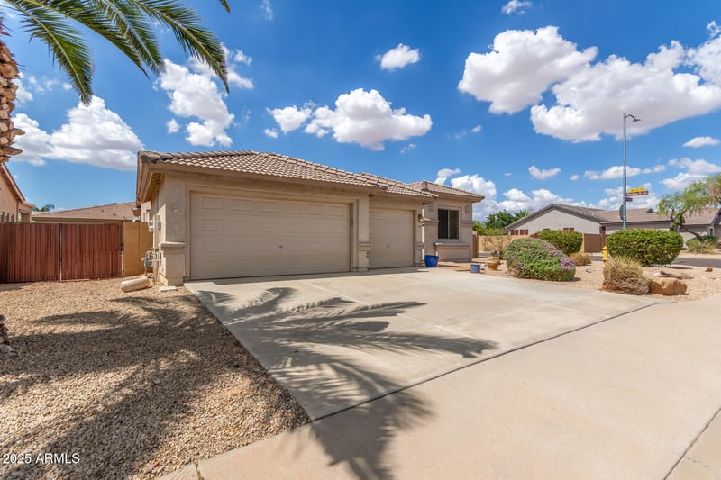 18250 167th Dr, Surprise, AZ 85374