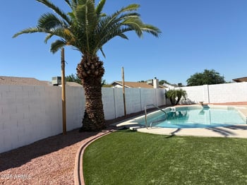 18250 39th Ave, Glendale, AZ 85308