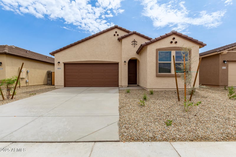 18253 Soft Wind Dr, Surprise, AZ 85387