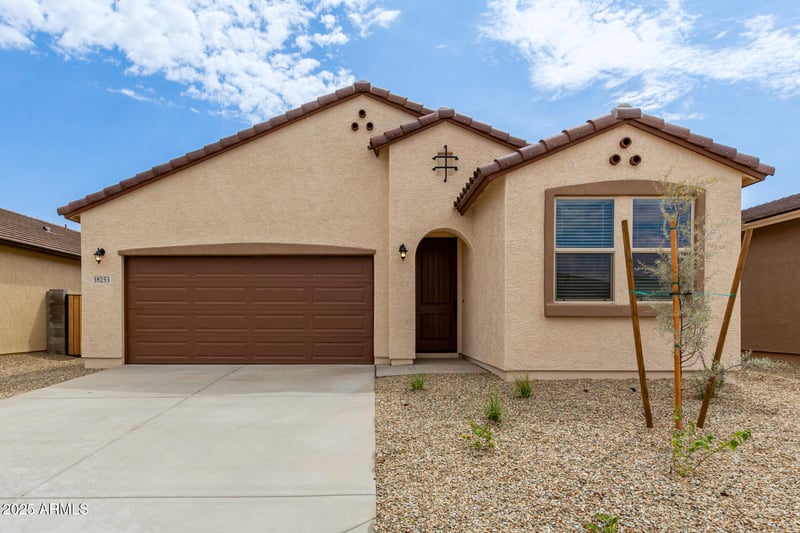 18253 Soft Wind Dr, Surprise, AZ 85387