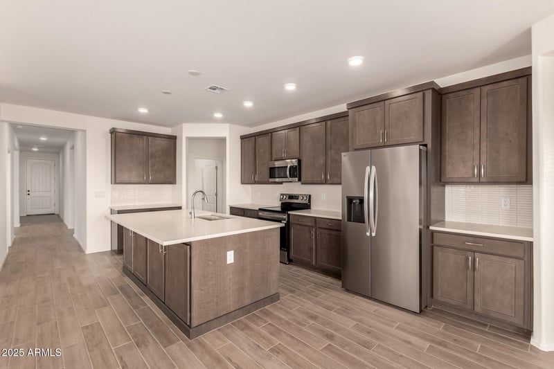 18253 Soft Wind Dr, Surprise, AZ 85387