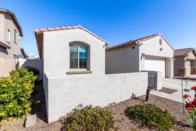 18254 Via Montoya Dr, Surprise, AZ 85387