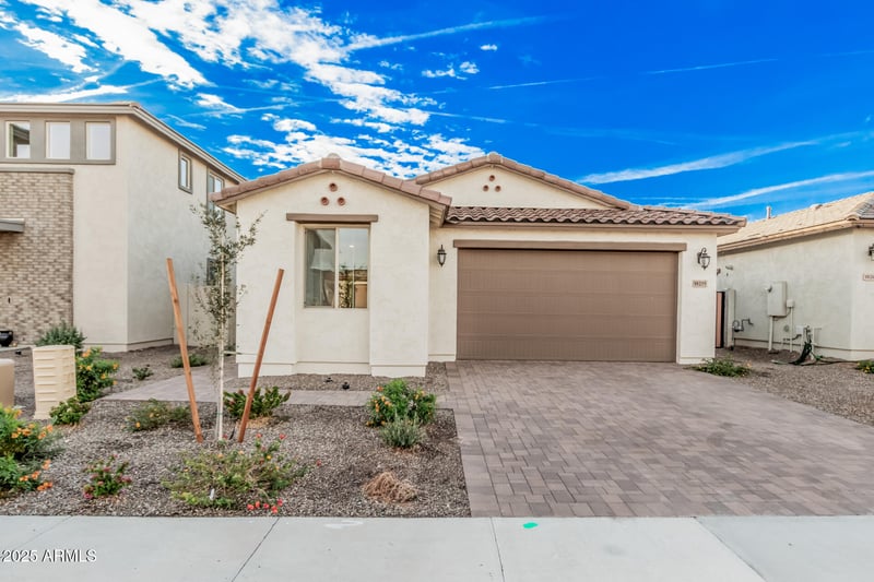 18255 Larkspur Dr, Goodyear, AZ 85338