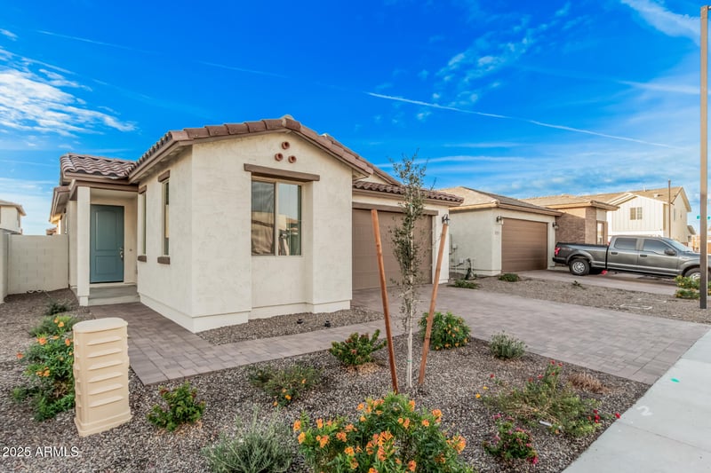 18255 Larkspur Dr, Goodyear, AZ 85338