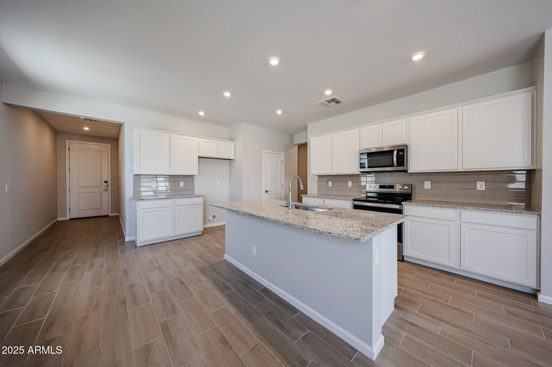 18255 Calle Lejos --, Surprise, AZ 85387