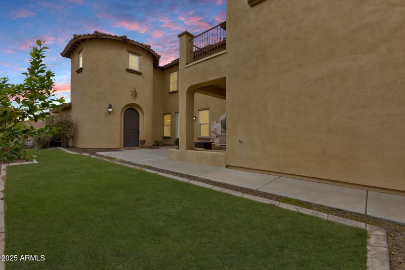 18256 Carol Ave, Waddell, AZ 85355