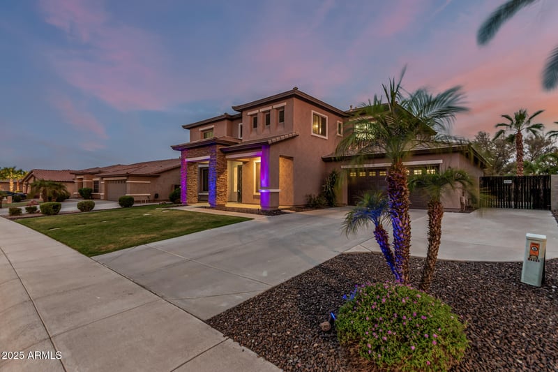 18257 Mauna Loa Ln, Surprise, AZ 85388