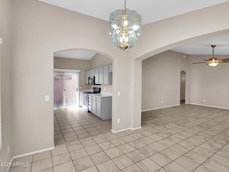 18259 11th Dr, Phoenix, AZ 85023