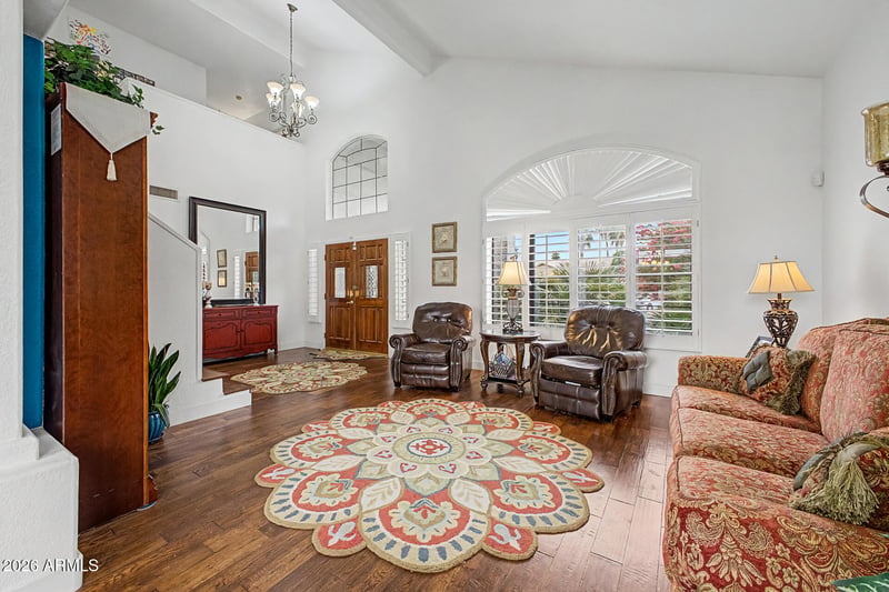 1826 Lakecrest Dr, Gilbert, AZ 85234
