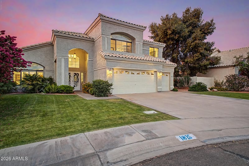 1826 Lakecrest Dr, Gilbert, AZ 85234