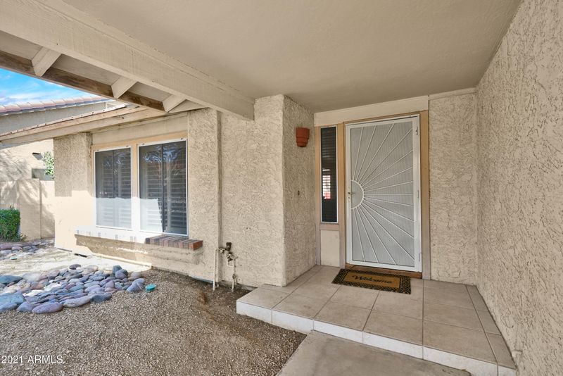 1826 E Redfield Rd, Phoenix, AZ 85022