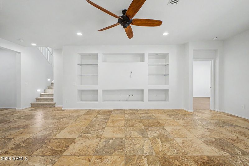 1826 W Fetlock Trl, Phoenix, AZ 85085