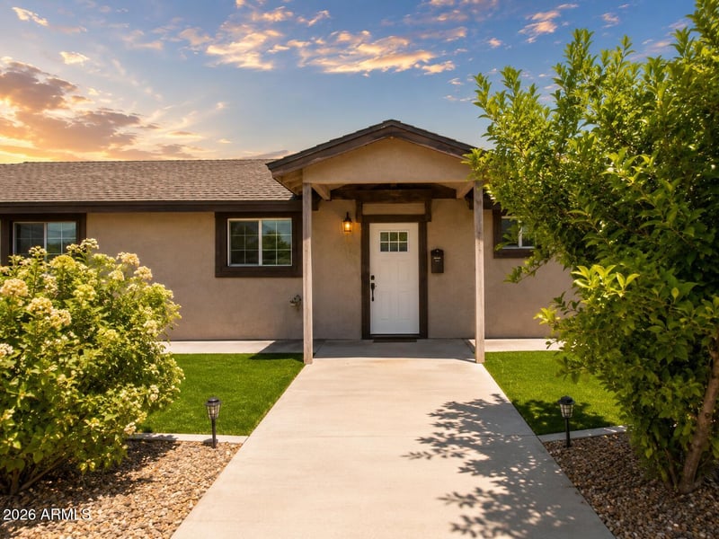 1826 W Oraibi Dr, Phoenix, AZ 85027