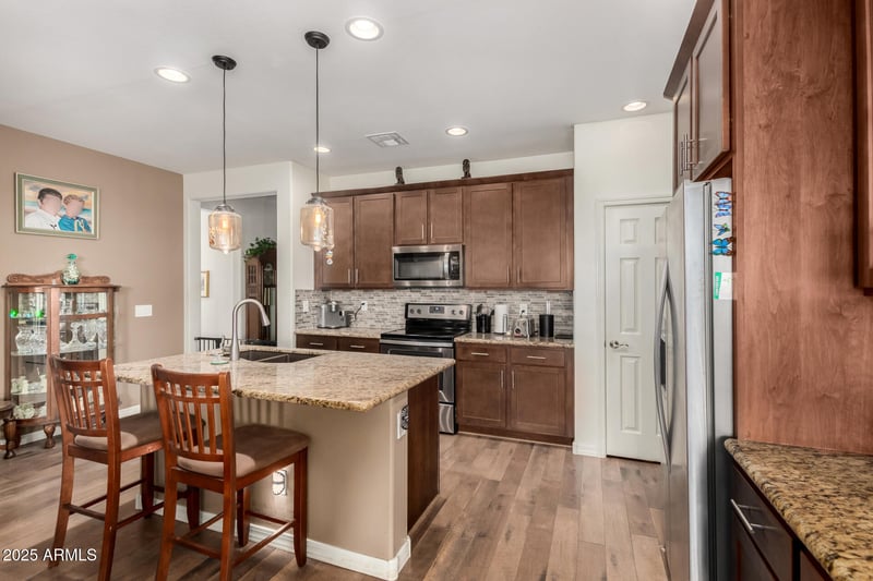 18263 Cedarwood Ln, Goodyear, AZ 85338