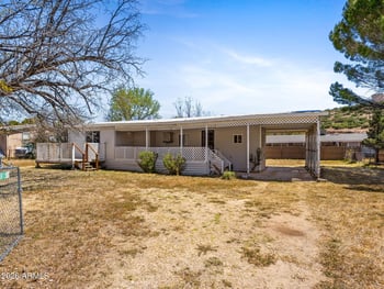 18267 John Fry Ave, Peeples Valley, AZ 86332