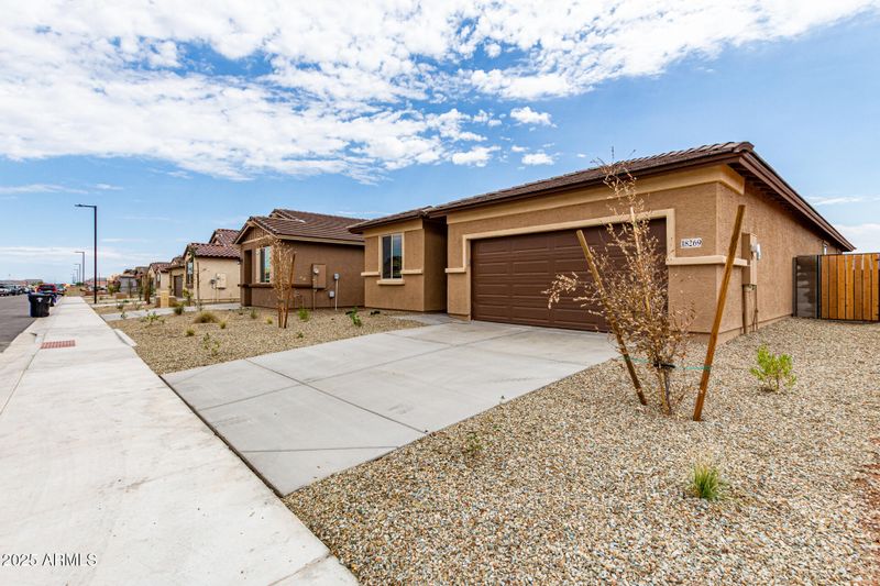 18269 W Soft Wind Dr, Surprise, AZ 85387