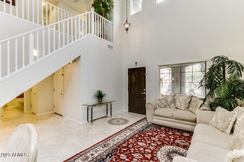 1827 Black Hill Rd, Phoenix, AZ 85085