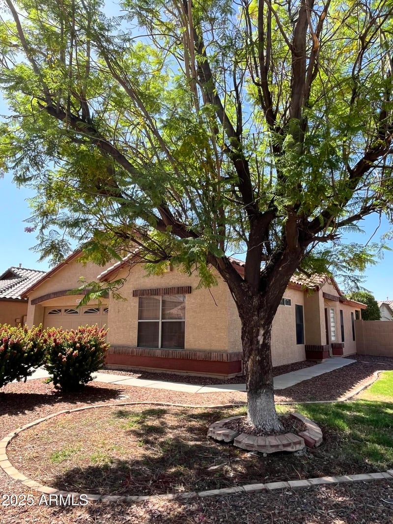 1827 Carla Vista Dr, Gilbert, AZ 85295