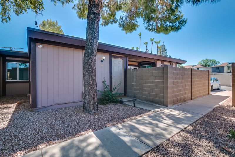 1827 E Kirkland Ln #B, Tempe, AZ 85281
