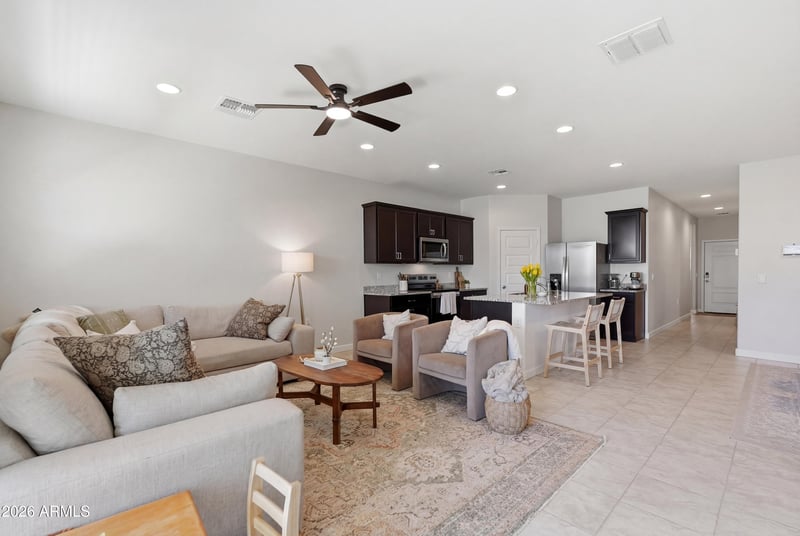 1827 Stanton Ave, Apache Junction, AZ 85120