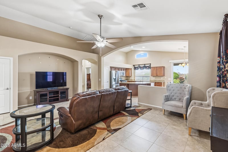 18273 N Canal Dr, Surprise, AZ 85374