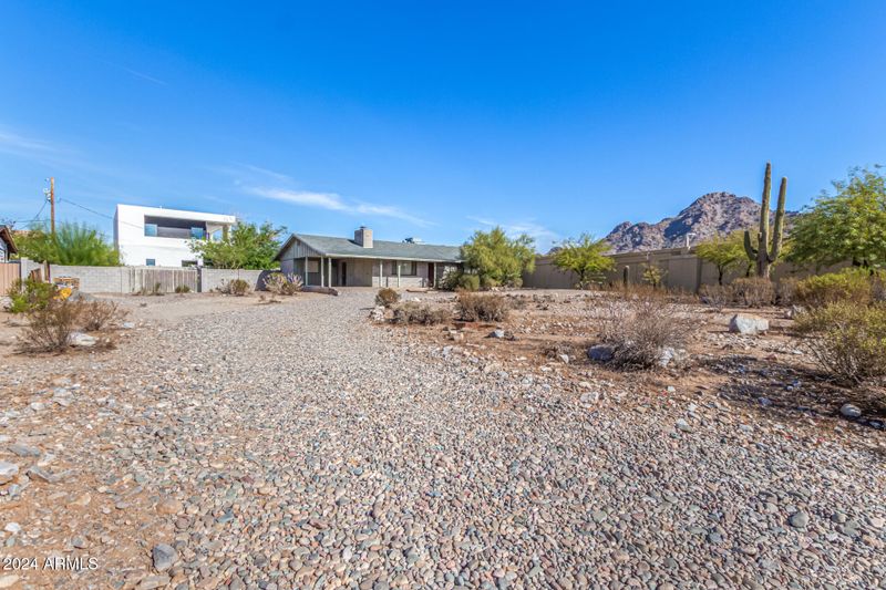 1828 E Aurelius Ave, Phoenix, AZ 85020