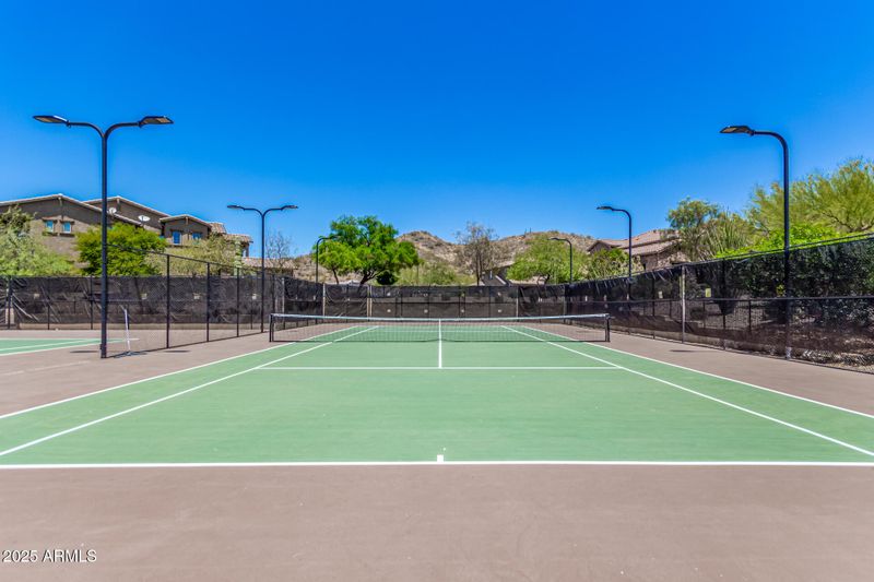 1828 W Desperado Way, Phoenix, AZ 85085