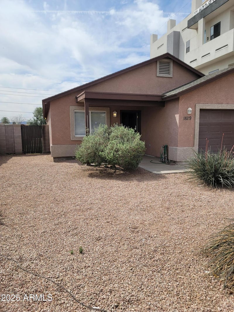 1829 Adams St, Phoenix, AZ 85034
