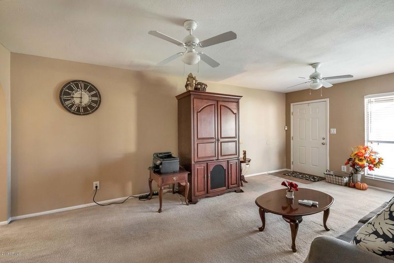 1829 N Apache Dr, Chandler, AZ 85224
