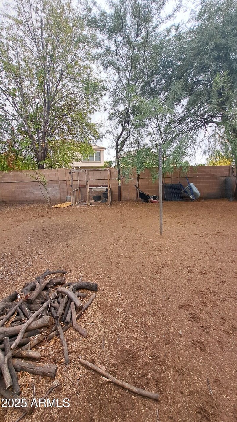 18293 Elm St, Surprise, AZ 85388