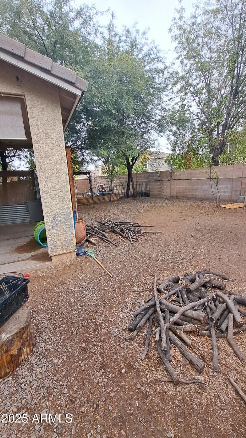 18293 Elm St, Surprise, AZ 85388