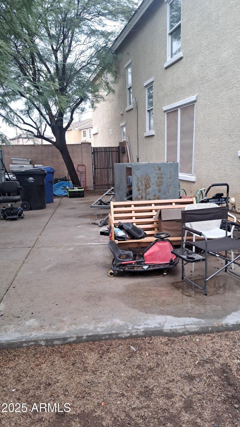 18293 Elm St, Surprise, AZ 85388