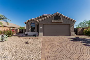 18297 Spencer Dr, Surprise, AZ 85374