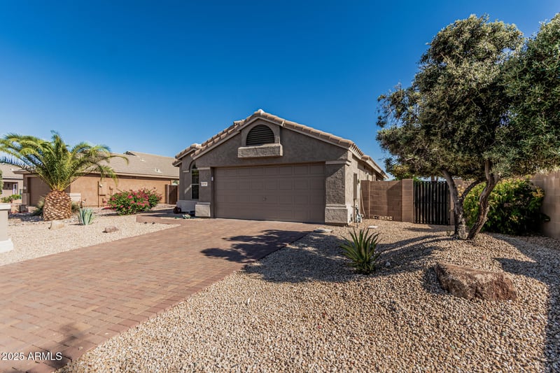 18297 Spencer Dr, Surprise, AZ 85374