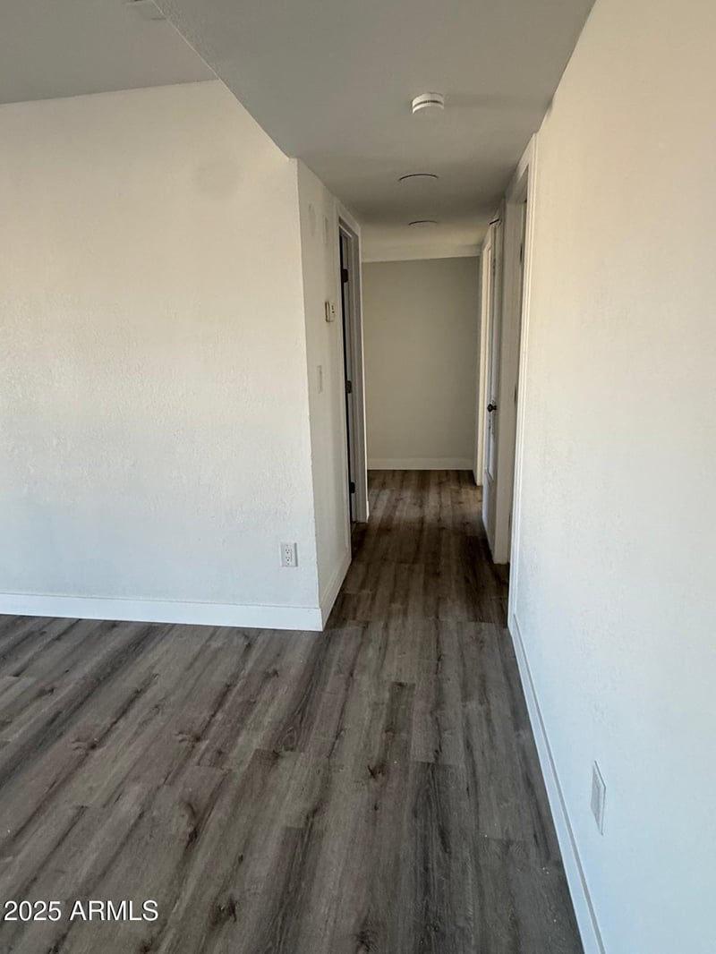 1830 54th Ln, Phoenix, AZ 85035